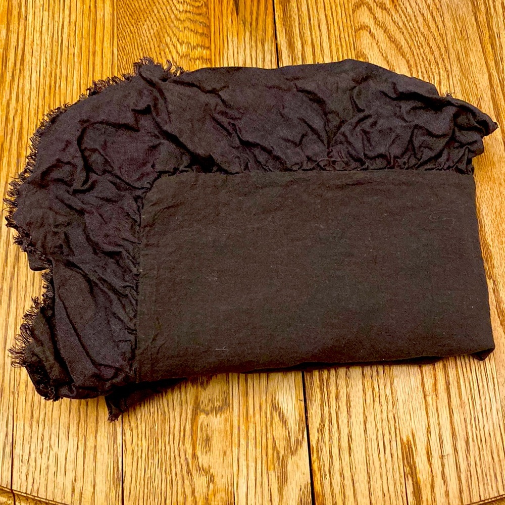 Pottery Barn Belgien flax linen ebony ruffle standard sham 2x